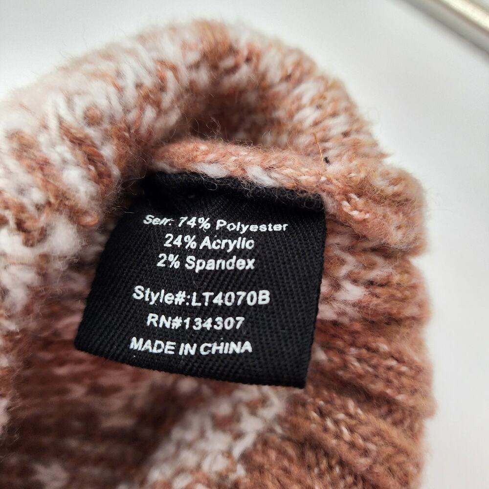 Line & Dot Houndstooth Sweater - Picture 13 of 16